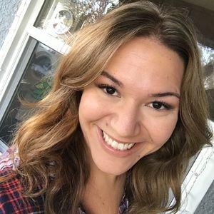 Meet your Posher, Nicole